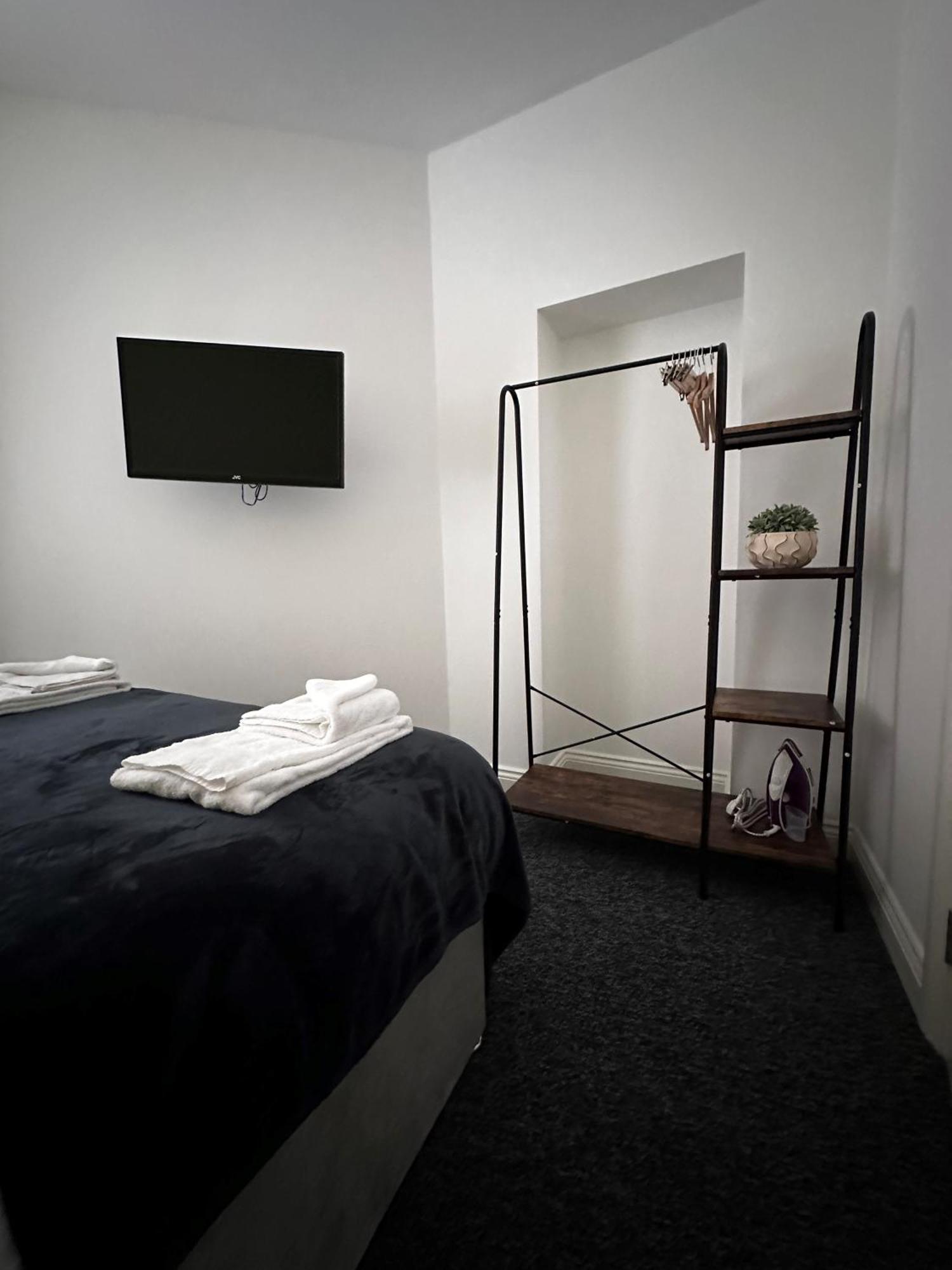 לונדון Apt 1, Soho Apartments 1St Floor By Indigo Flats מראה חיצוני תמונה